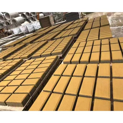 透水磚的顏色耐久性與制作工藝有關(guān)嗎？曲靖東星耀分享